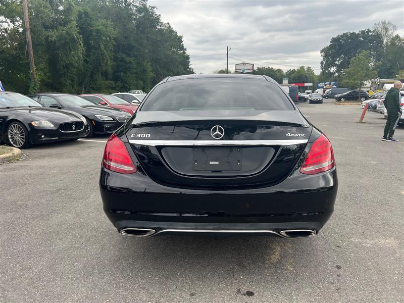 2018 Mercedes Benz C 300 photo 3