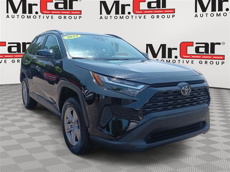 2023 TOYOTA RAV4 XLE