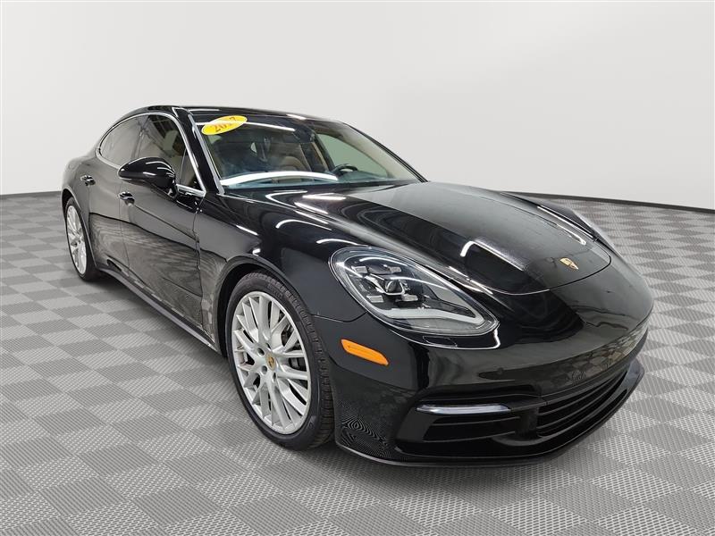 2017 PORSCHE PANAMERA 4S