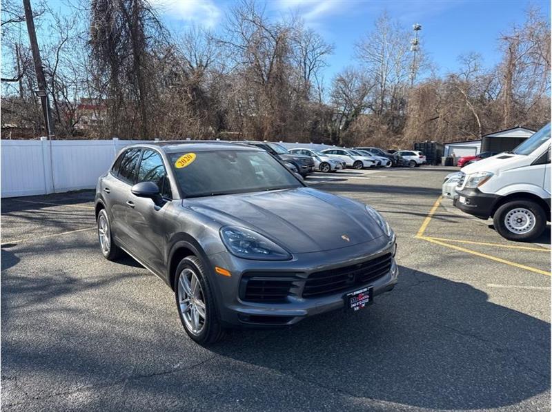 2020 PORSCHE CAYENNE 