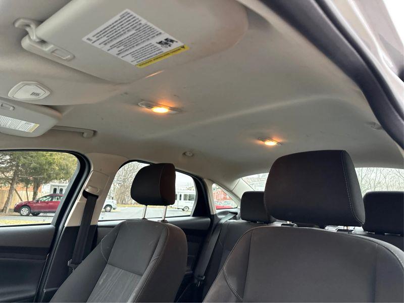 2015 FORD FOCUS S Sedan 4D