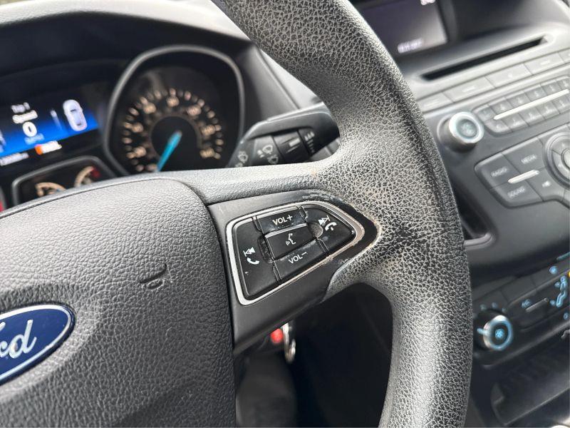 2015 FORD FOCUS S Sedan 4D