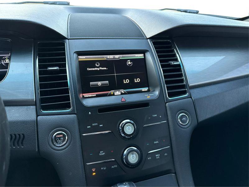 2015 FORD TAURUS SEL Sedan 4D