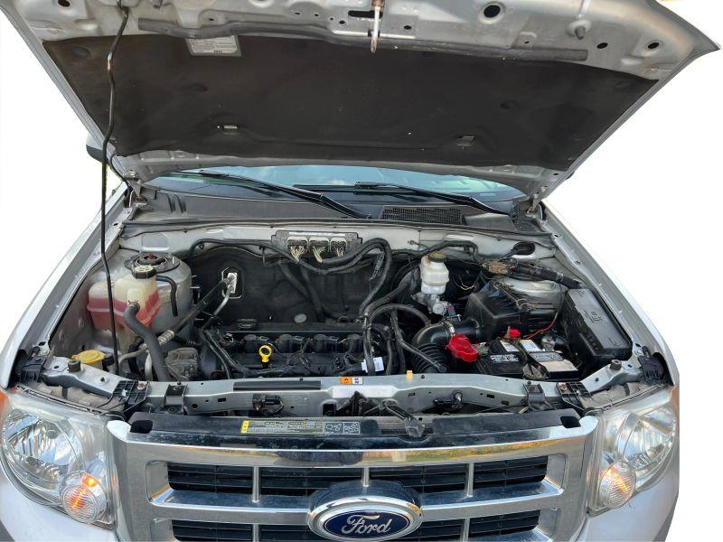 2012 FORD ESCAPE XLT Sport Utility 4D