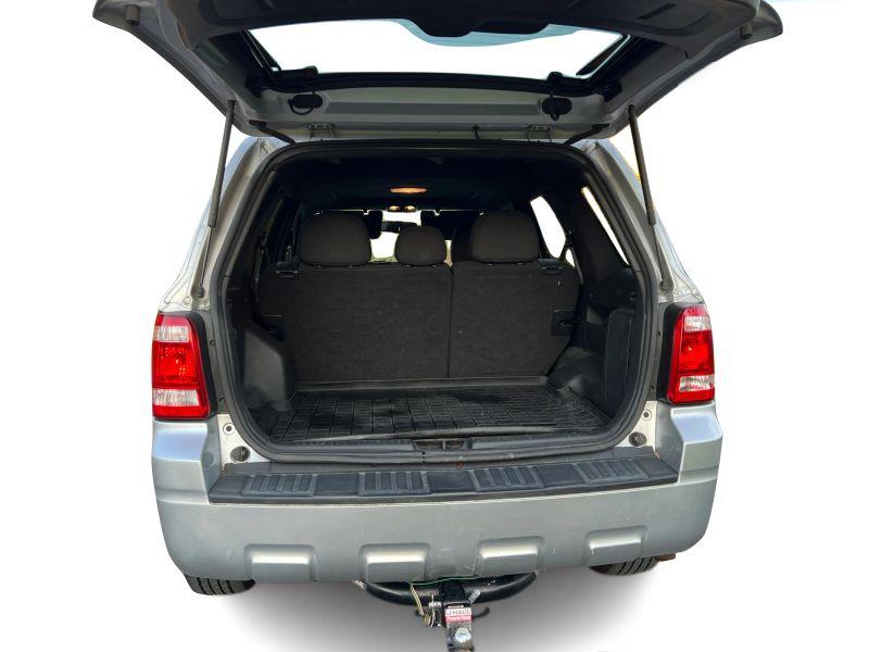 2012 FORD ESCAPE XLT Sport Utility 4D