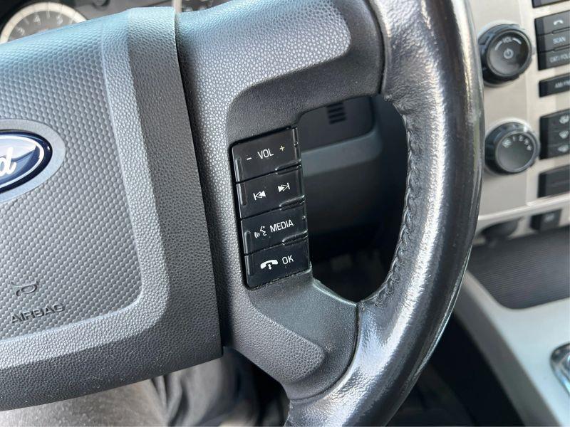 2012 FORD ESCAPE XLT Sport Utility 4D