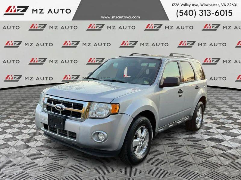 2012 FORD ESCAPE XLT Sport Utility 4D