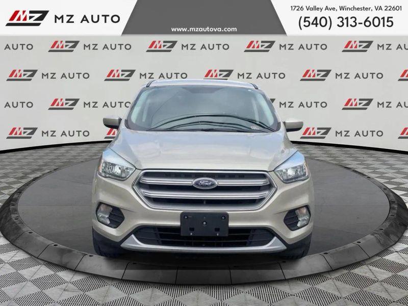 2017 FORD ESCAPE SE SPORT UTILITY 4D
