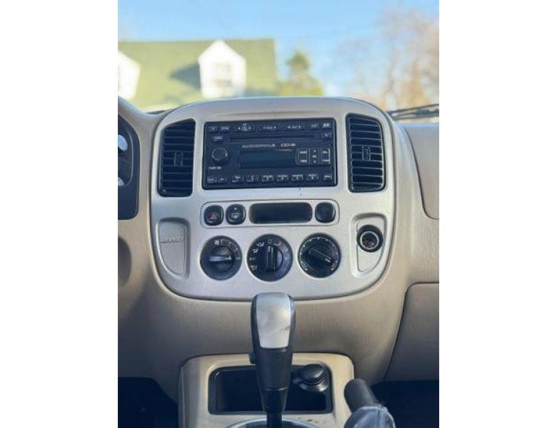 2007 FORD ESCAPE XLT Sport Utility 4D