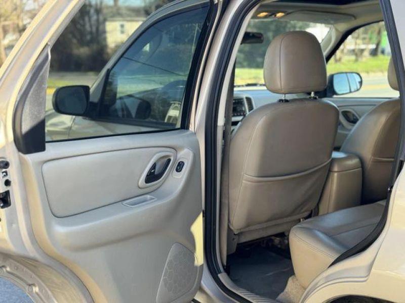 2007 FORD ESCAPE XLT Sport Utility 4D