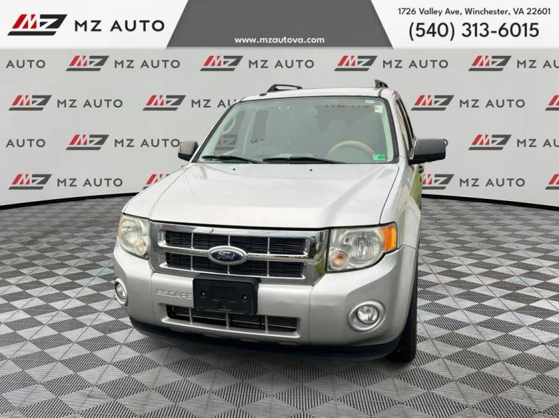 2009 FORD ESCAPE XLT Sport Utility 4D