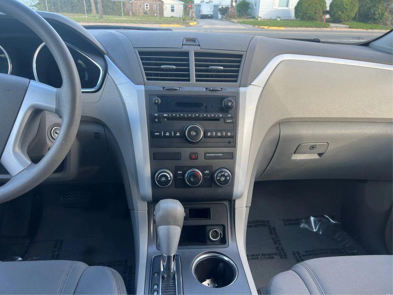 2012 CHEVROLET TRAVERSE LS Sport Utility 4D