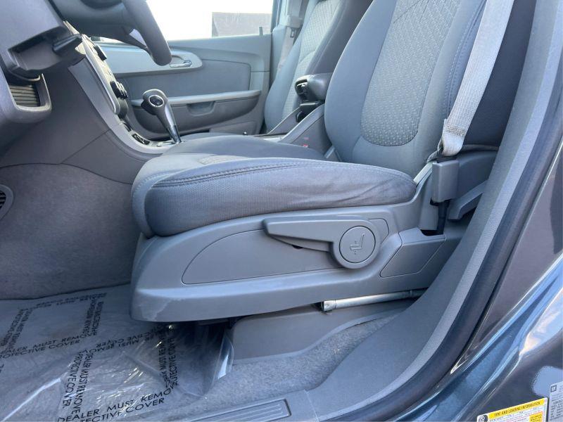 2012 CHEVROLET TRAVERSE LS Sport Utility 4D