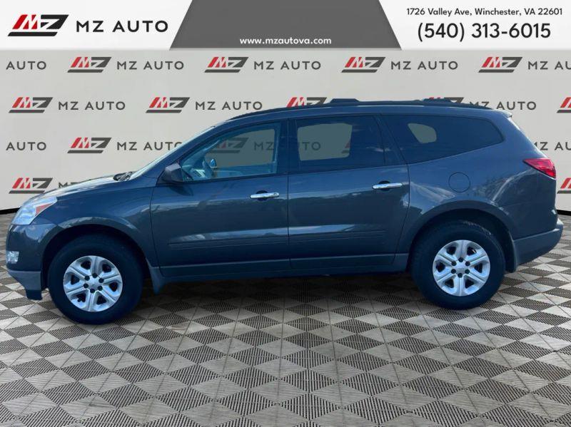 2012 CHEVROLET TRAVERSE LS Sport Utility 4D