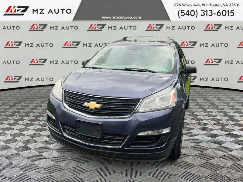 2013 CHEVROLET TRAVERSE LS Sport Utility 4D