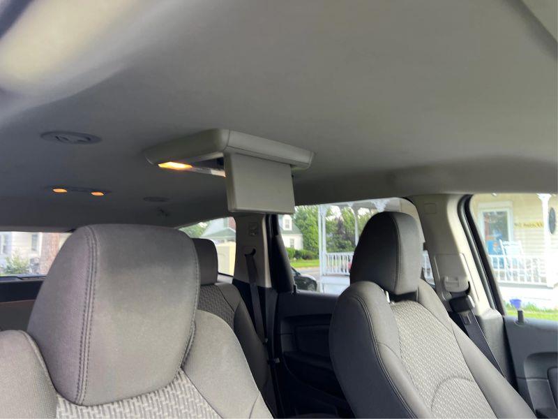 2012 CHEVROLET TRAVERSE LT SPORT UTILITY 4D