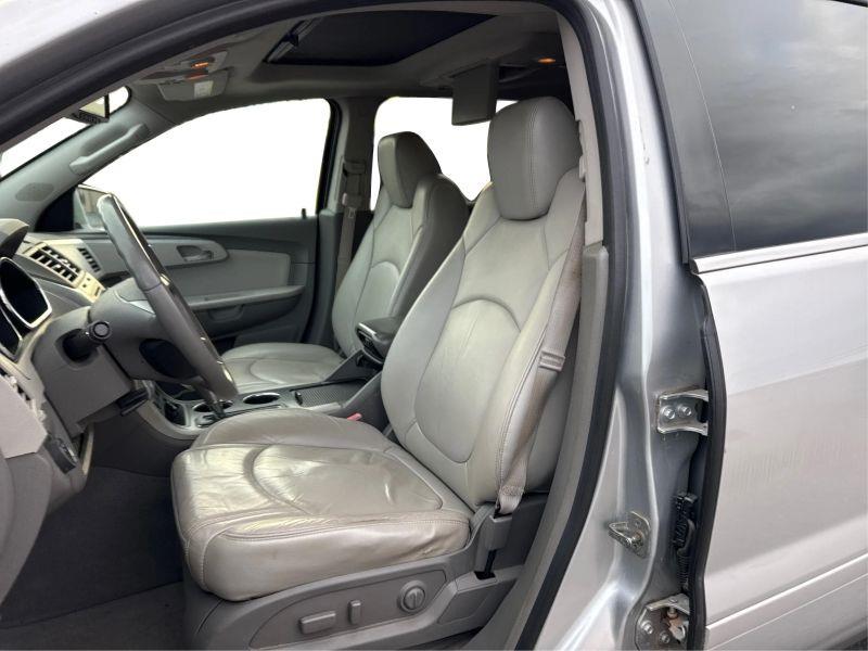 2012 CHEVROLET TRAVERSE LT SPORT UTILITY 4D