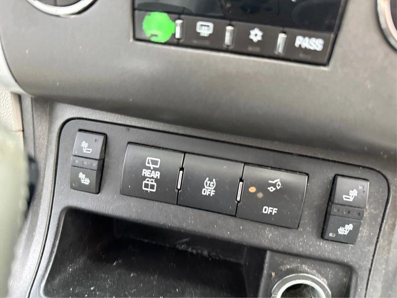 2012 CHEVROLET TRAVERSE LT SPORT UTILITY 4D