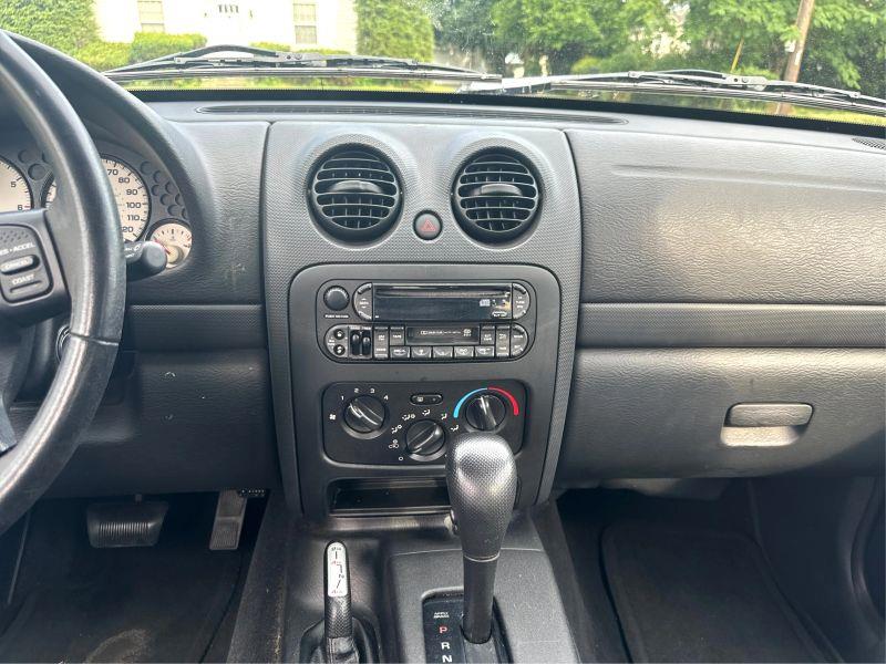 2003 JEEP LIBERTY SPORT UTILITY 4D