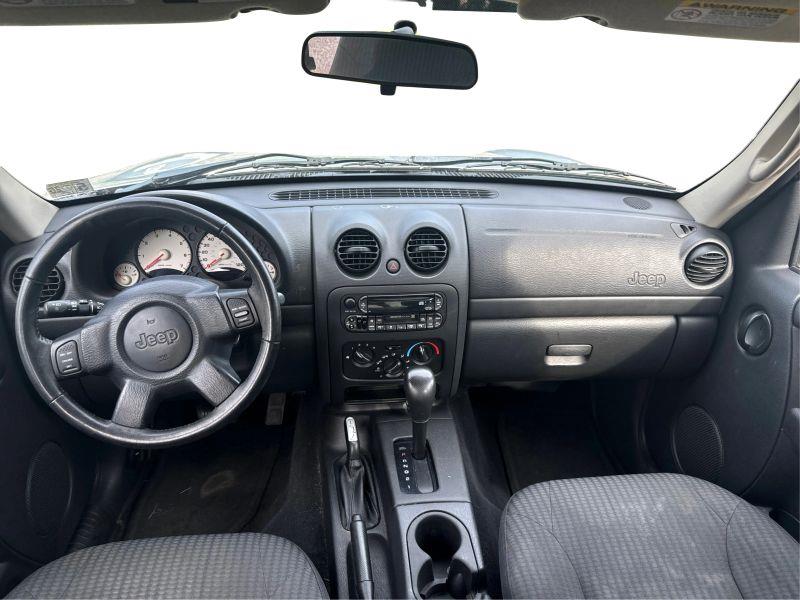 2003 JEEP LIBERTY SPORT UTILITY 4D