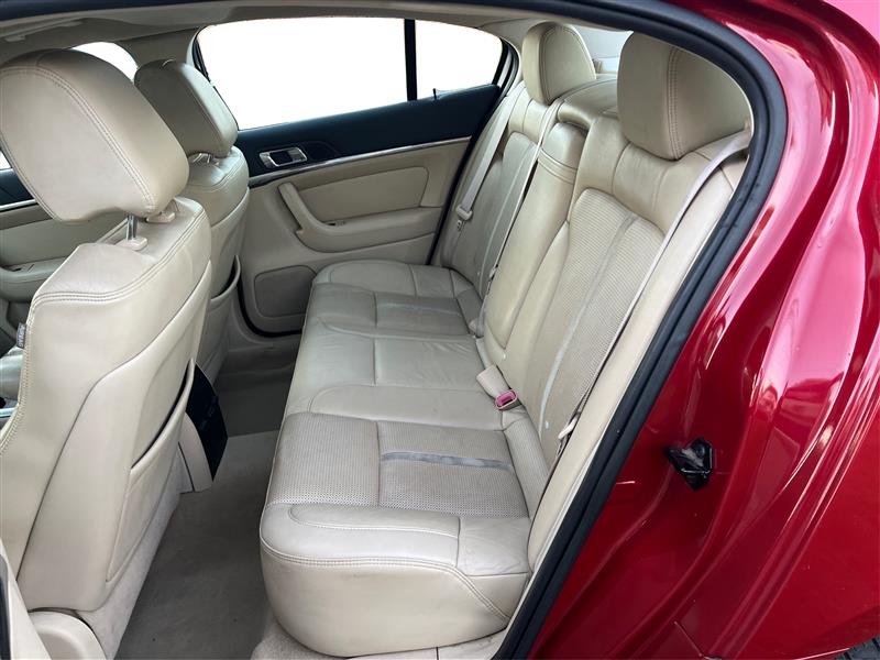 2009 LINCOLN MKS Sedan 4D