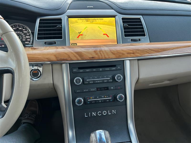 2009 LINCOLN MKS Sedan 4D