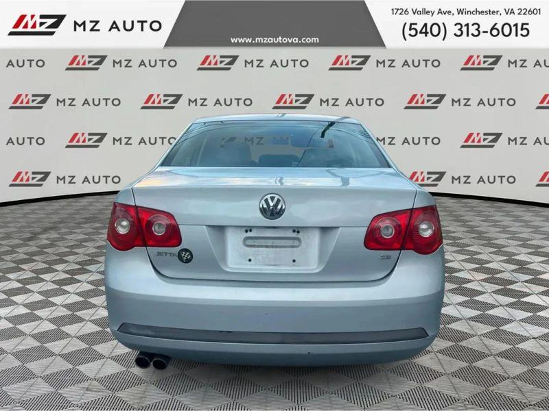 2006 VOLKSWAGEN JETTA 2.5 Value Edition Sedan 4D