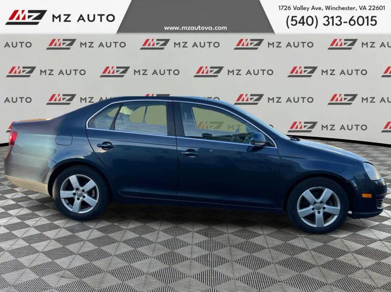 2009 VOLKSWAGEN JETTA SE Sedan 4D