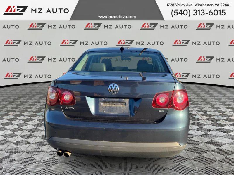 2009 VOLKSWAGEN JETTA SE Sedan 4D