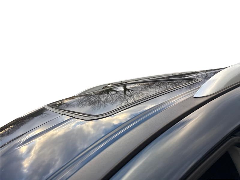 2016 NISSAN PATHFINDER SV Sport Utility 4D