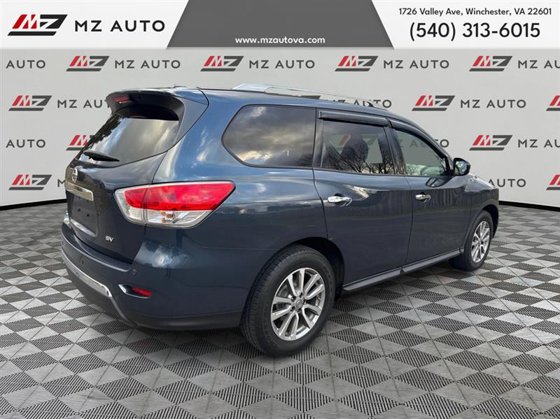 2016 NISSAN PATHFINDER SV Sport Utility 4D