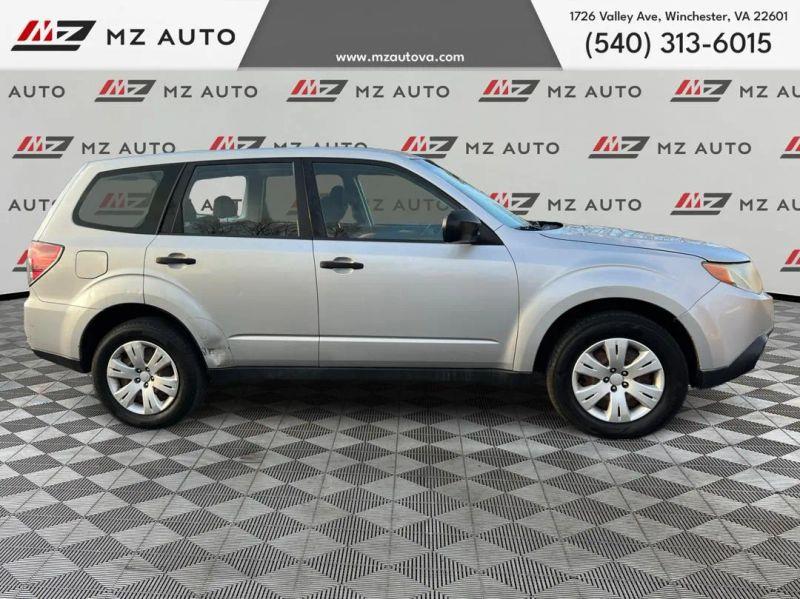 2009 SUBARU FORESTER X Sport Utility 4D