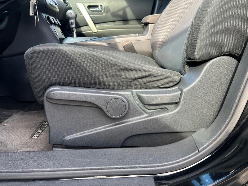 2014 NISSAN ROGUE SELECT S Sport Utility 4D