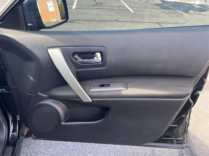 2014 NISSAN ROGUE SELECT S Sport Utility 4D