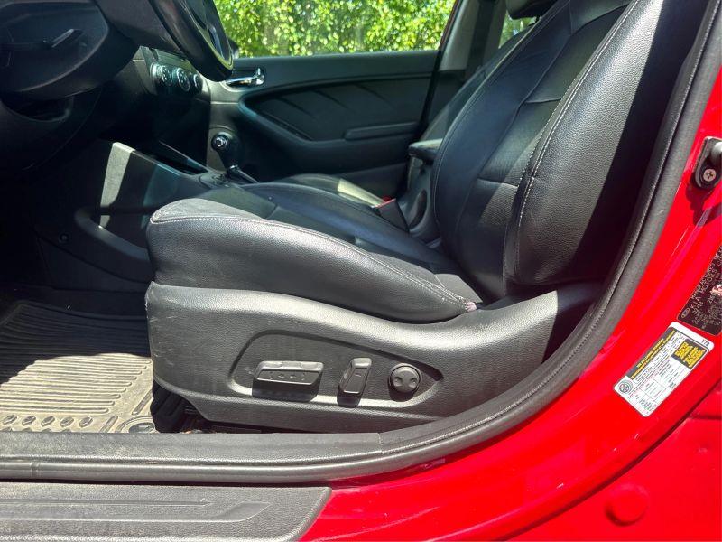 2014 KIA FORTE EX Sedan 4D