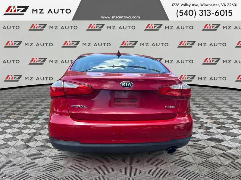 2014 KIA FORTE EX Sedan 4D