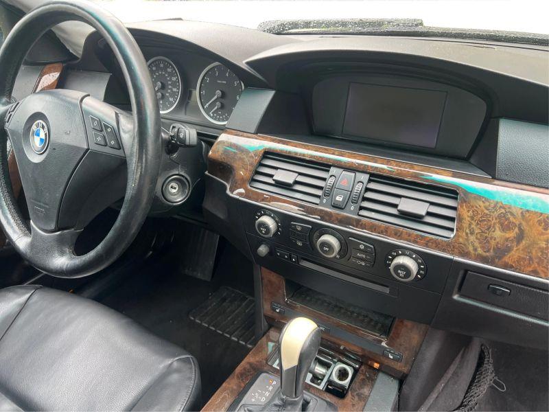 2005 BMW 5 SERIES 525i Sedan 4D