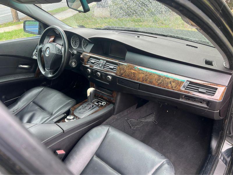 2005 BMW 5 SERIES 525i Sedan 4D
