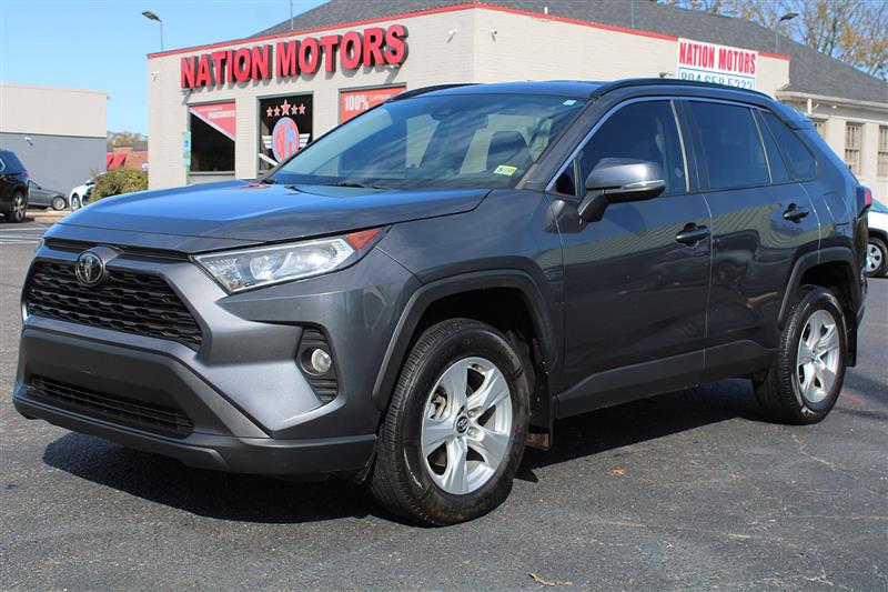 2020 TOYOTA RAV4 XLE