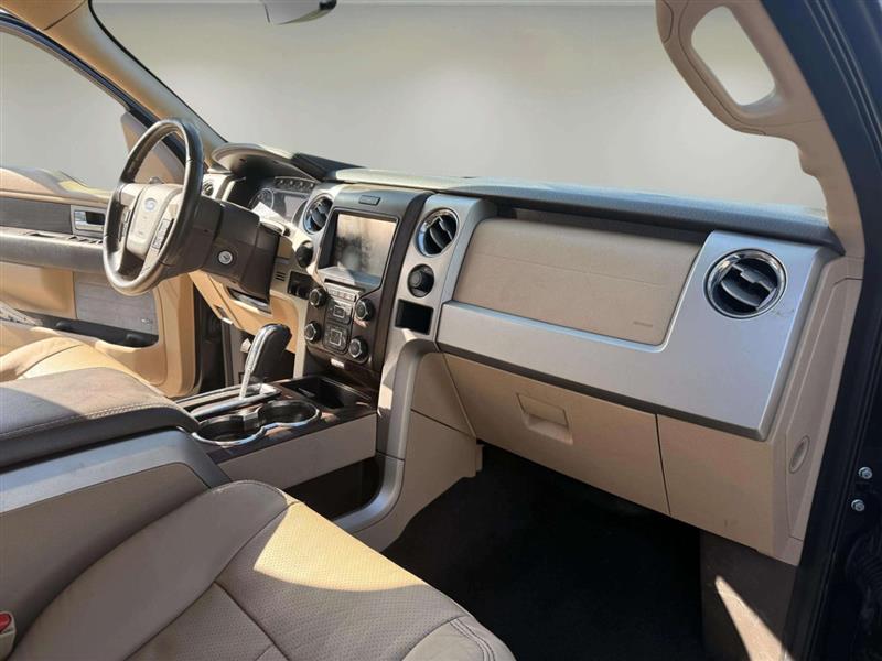 2013 Ford F-150 Lariat photo 19
