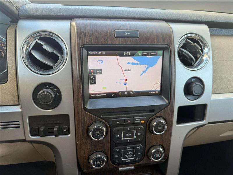 2013 Ford F-150 Lariat photo 27