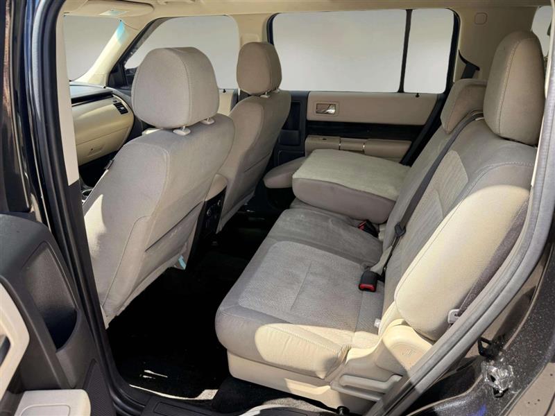 2015 Ford Flex SEL photo 18