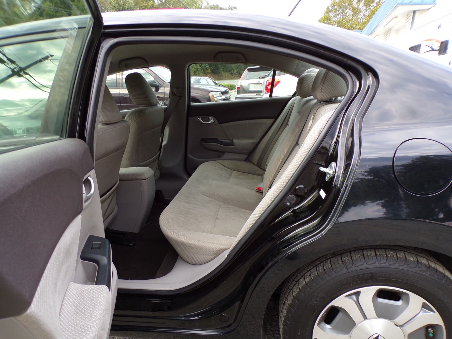 2012 Honda Civic Hybrid photo 25