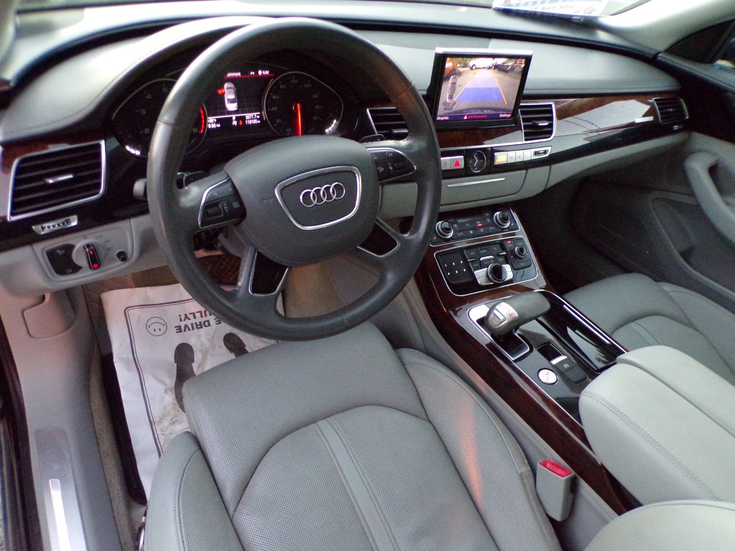 2013 Audi A8 L photo 16