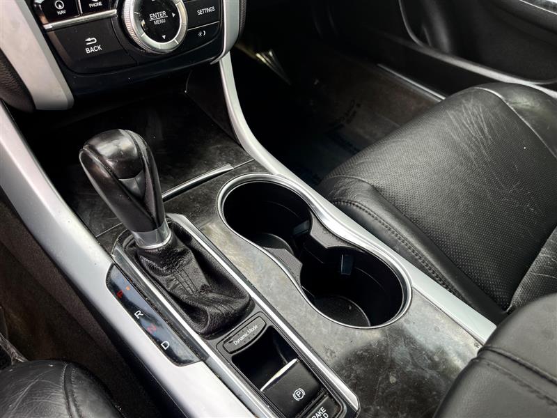 2019 Acura TLX Technology photo 12