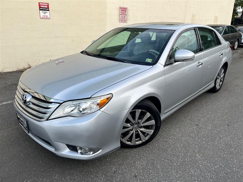 2011 TOYOTA AVALON  Limited