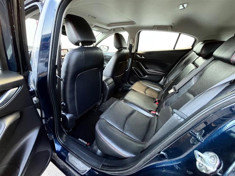 2015 Mazda Mazda3 Grand Touring photo 20