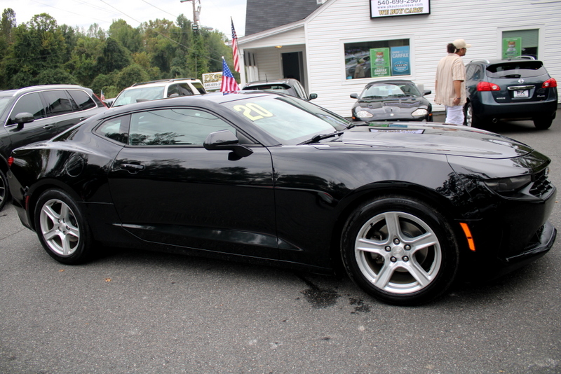 2020 Chevrolet Camaro 1LS 1LT photo 4