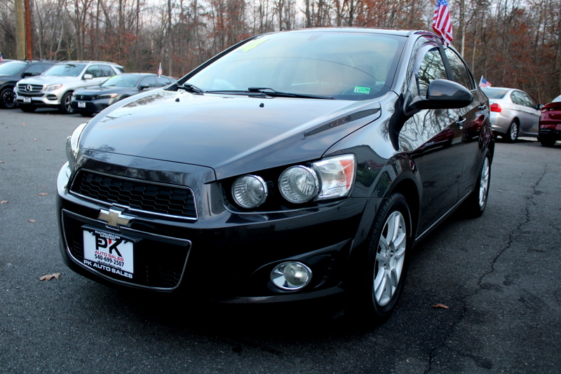 2014 Chevrolet Sonic LT photo 3