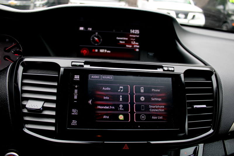 2017 Honda Accord EX-L V6 photo 21